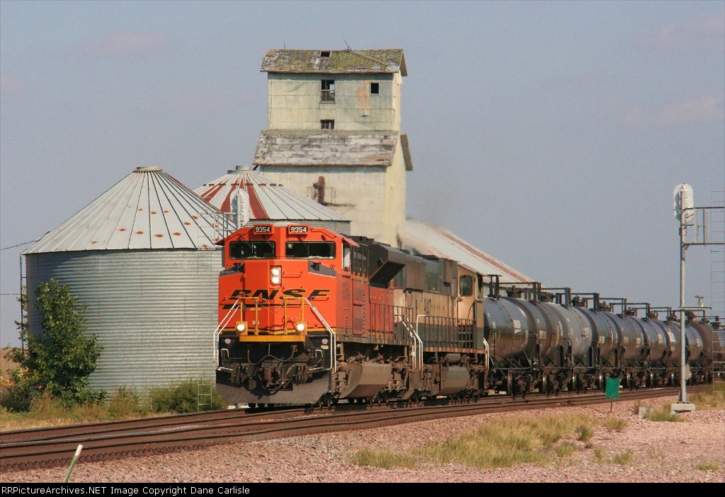 9354 passing the old Phillips Grain Coop.